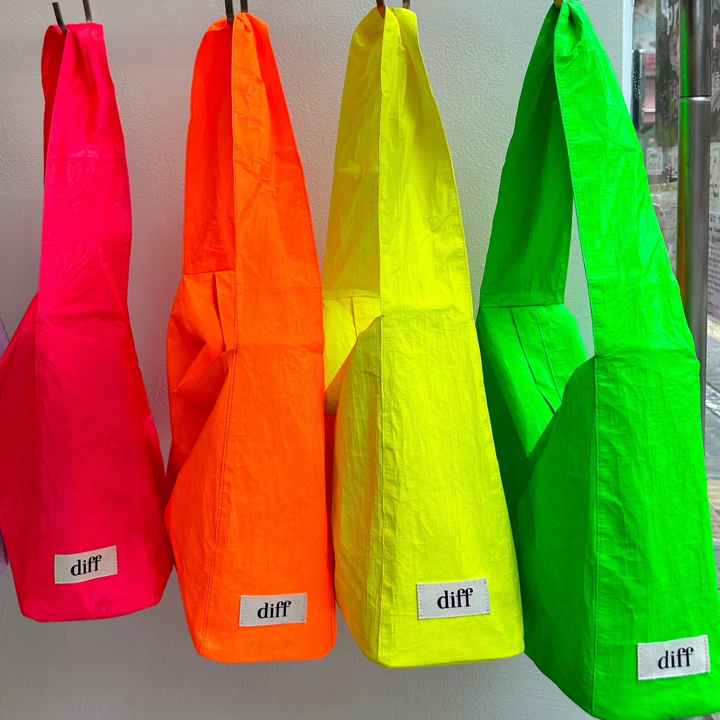 Diff Large(Shoulder) Neon Bag - 4 Colors